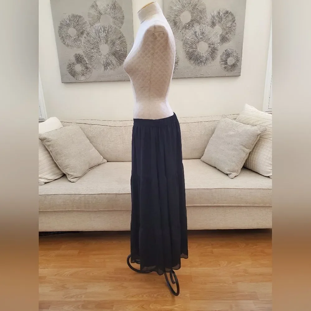 Vince Camuto Tiered Maxi Skirt sz Lg